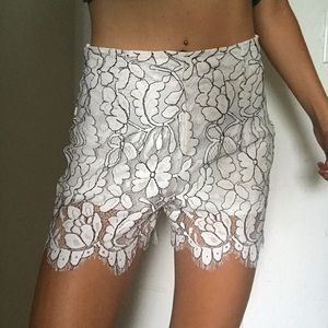 ZARA Cute Floral Short - S - New